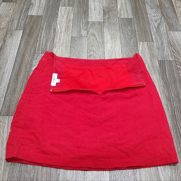 Umgee Skirt Womens S Red Embroidered Mini Skirt Linen Blend Floral Boho - Picture 3 of 3